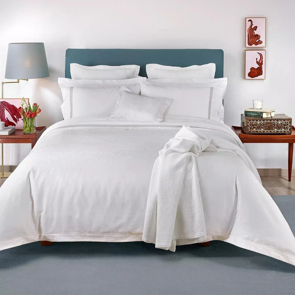 Amalia Home Collection Dinamene White King Duvet Cover retail $510‎